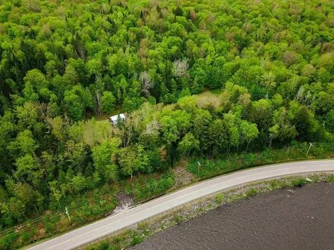 5897 Vt-102 Bloomfield VT 05905