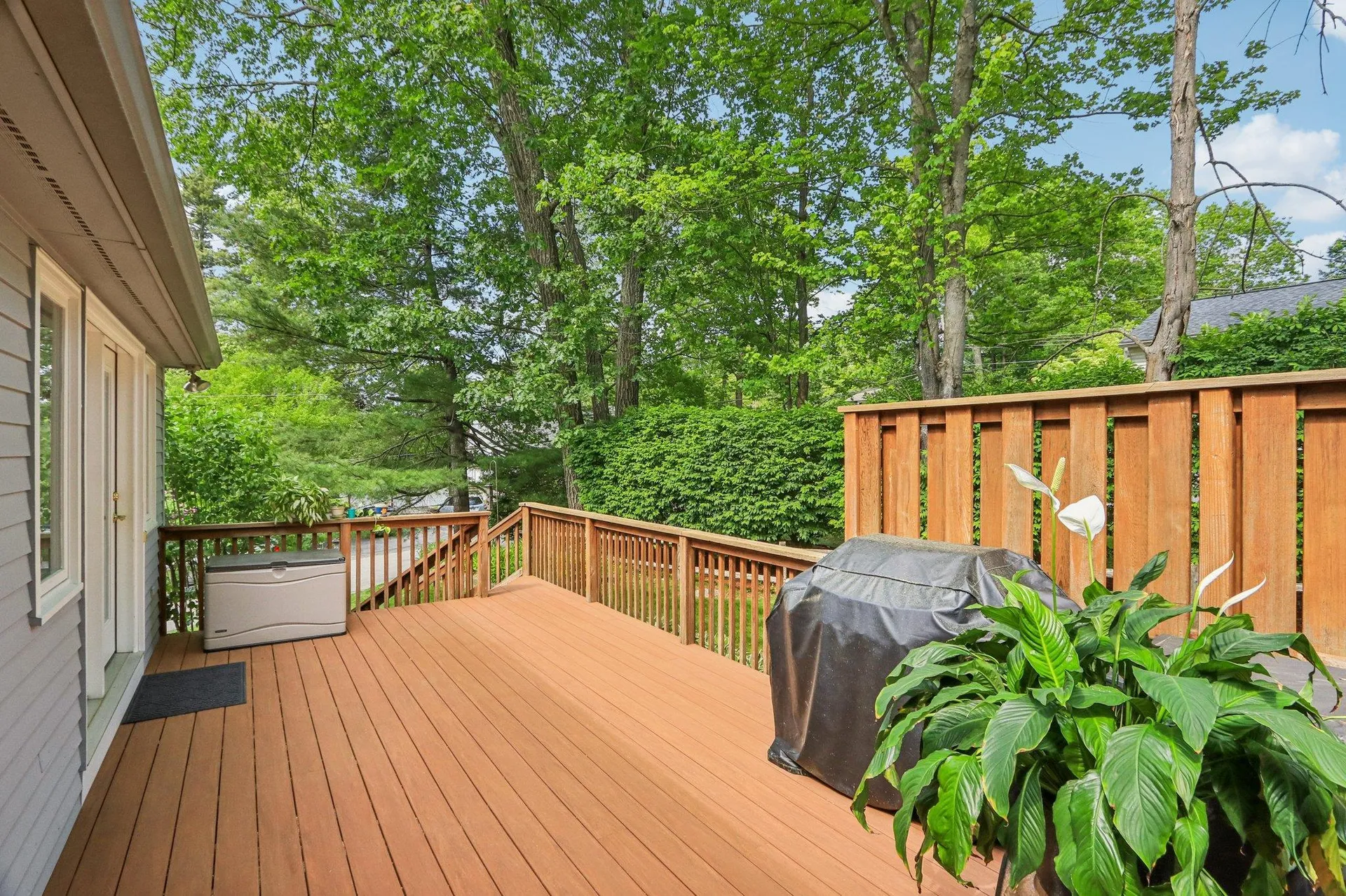 2 Warton Road Nashua NH 03062