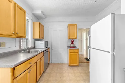 138 Sixth Street Dover NH 03820