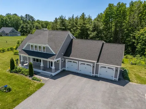 6 Tannery Way Kensington NH 03833