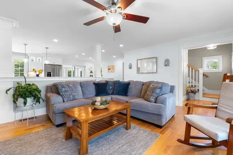 6 Tannery Way Kensington NH 03833