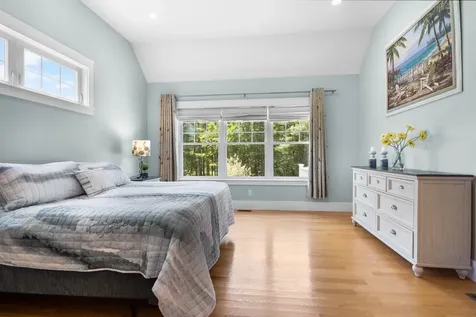 6 Tannery Way Kensington NH 03833