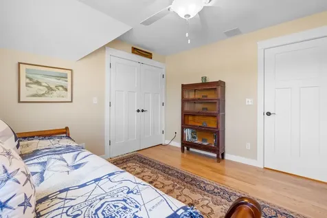 6 Tannery Way Kensington NH 03833