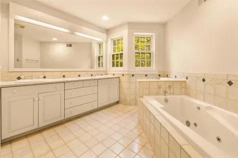 3 Saddle Run Road Hanover NH 03755