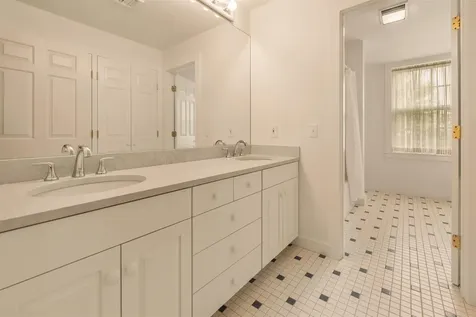 3 Saddle Run Road Hanover NH 03755