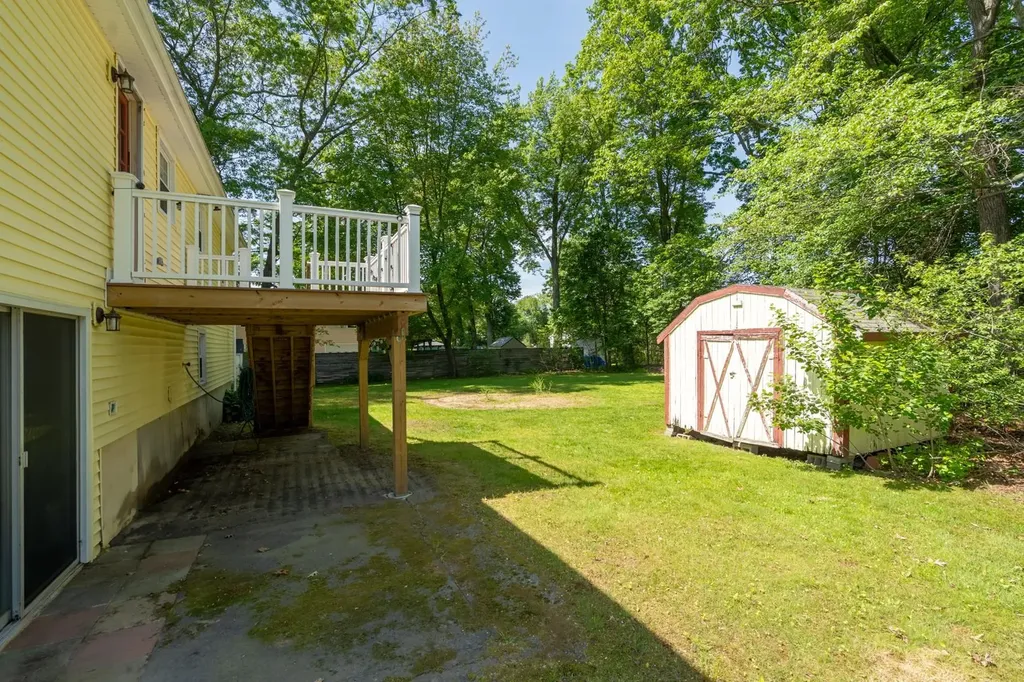 22 Chatham Circle Salem NH 03079