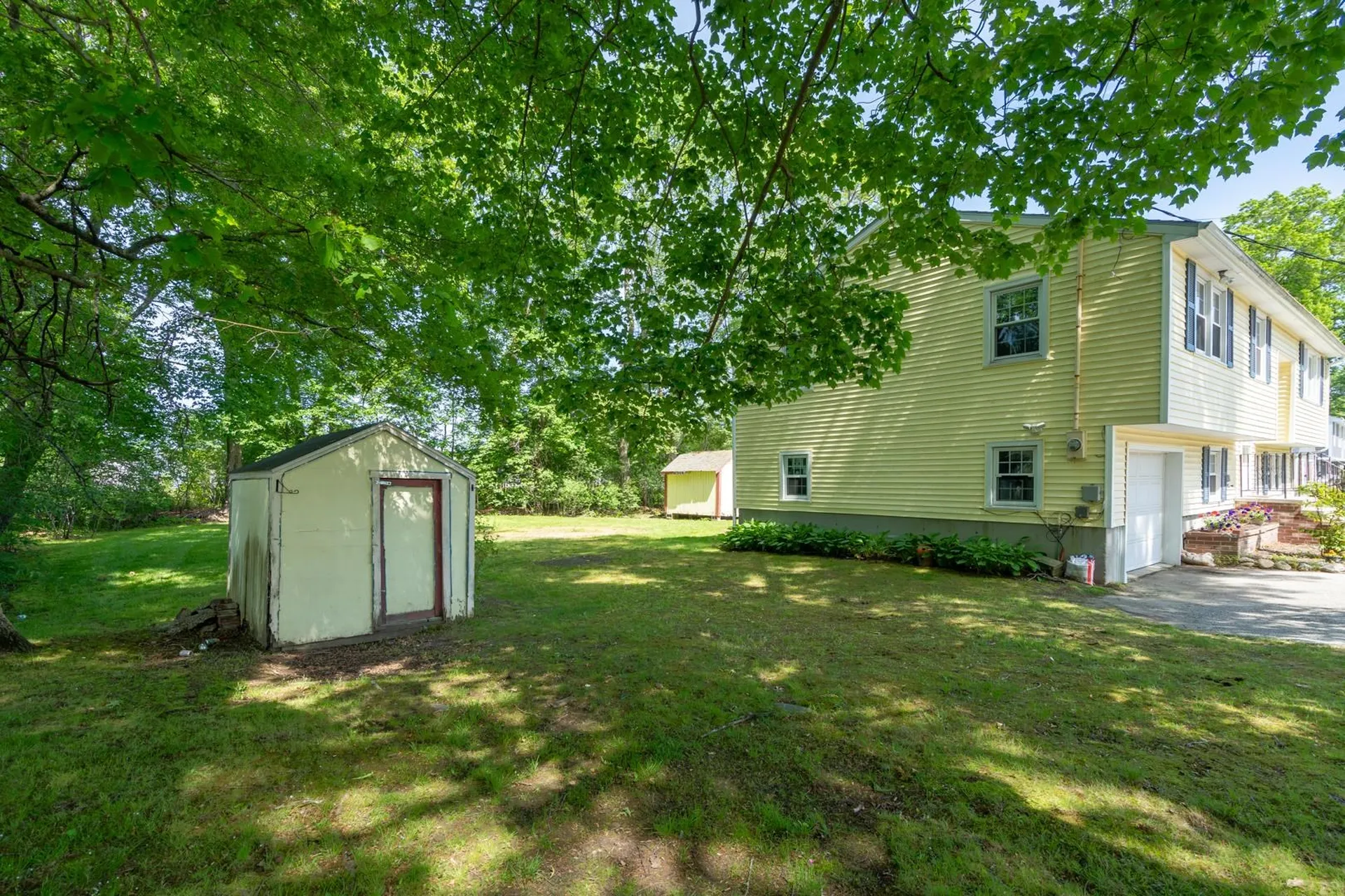 22 Chatham Circle Salem NH 03079