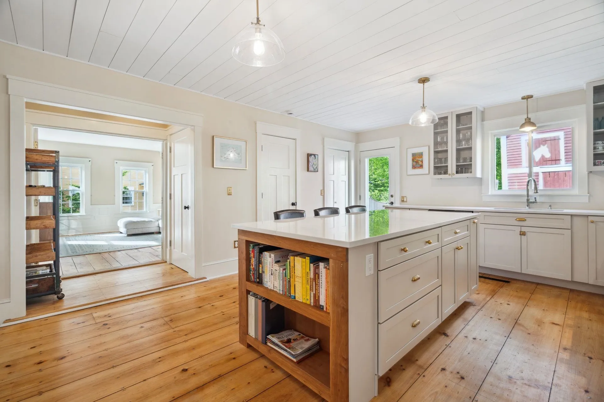 136 Main Street Francestown NH 03043