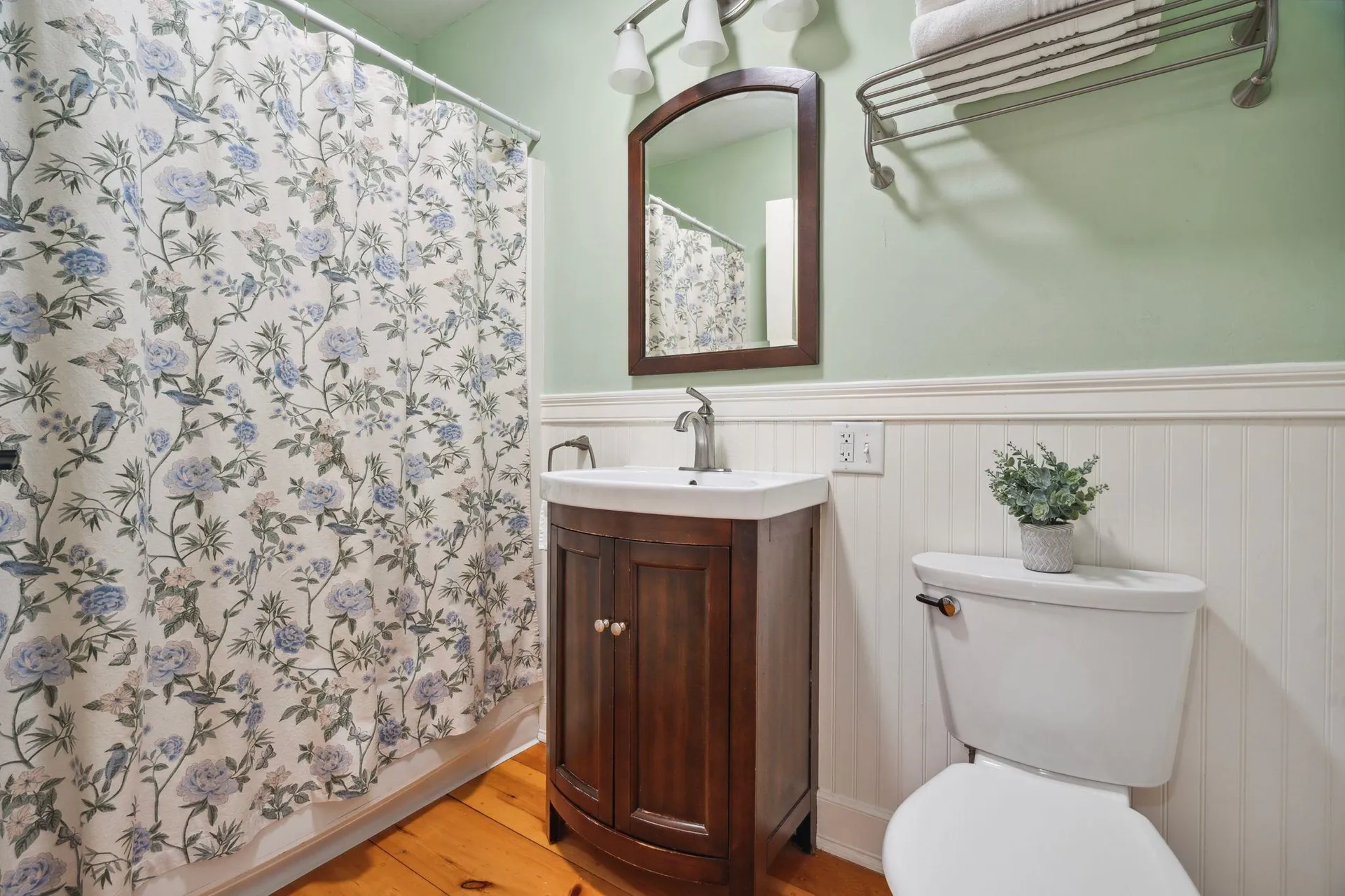 136 Main Street Francestown NH 03043