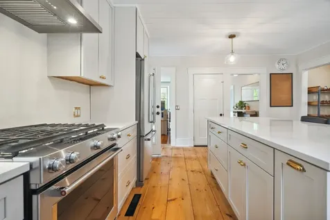 136 Main Street Francestown NH 03043