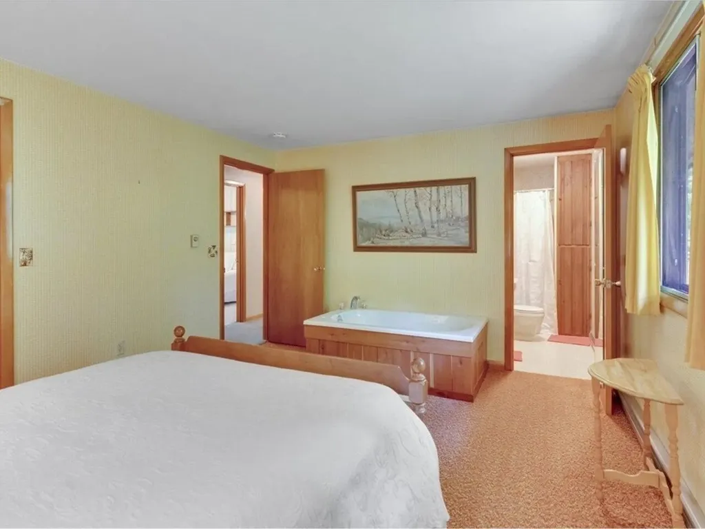 106 Silver Circle Barre Town VT 05641-9047