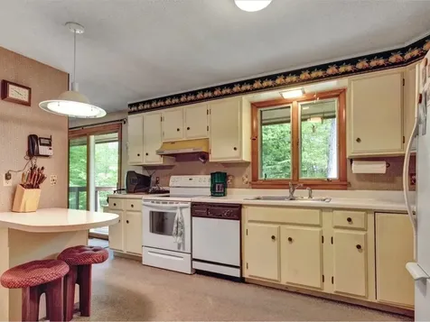 106 Silver Circle Barre Town VT 05641-9047