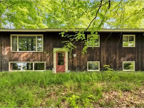 106 Silver Circle Barre Town VT 05641-9047