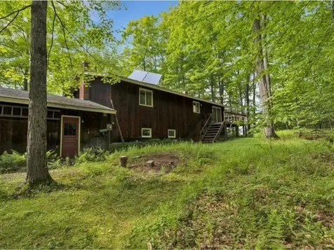 106 Silver Circle Barre Town VT 05641-9047