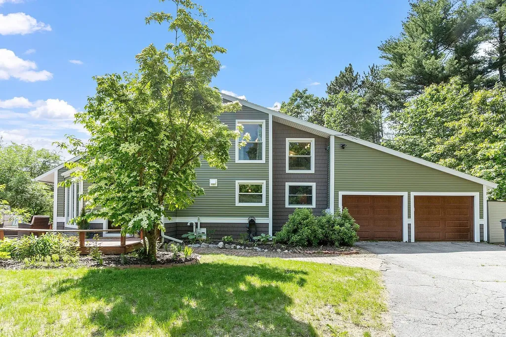2 Candlewood Road Windham NH 03087
