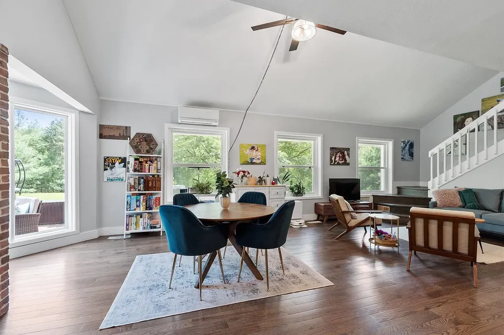 2 Candlewood Road Windham NH 03087