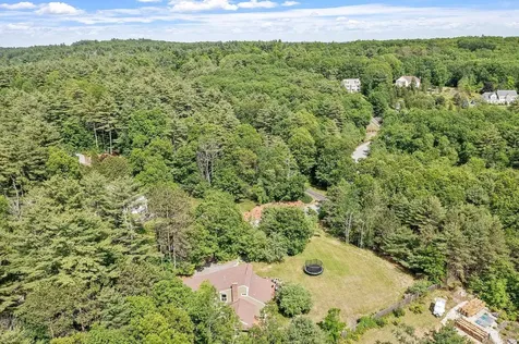 2 Candlewood Road Windham NH 03087