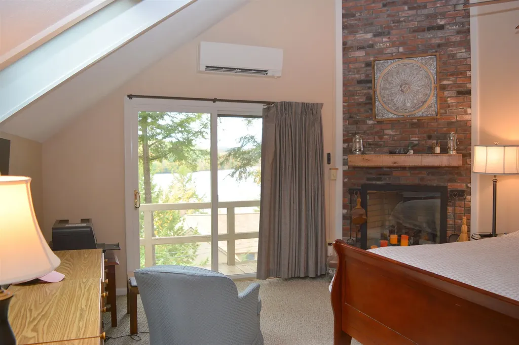 54 Black Duck Spur Grantham NH 03753