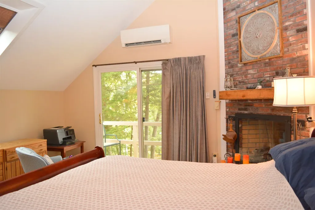 54 Black Duck Spur Grantham NH 03753