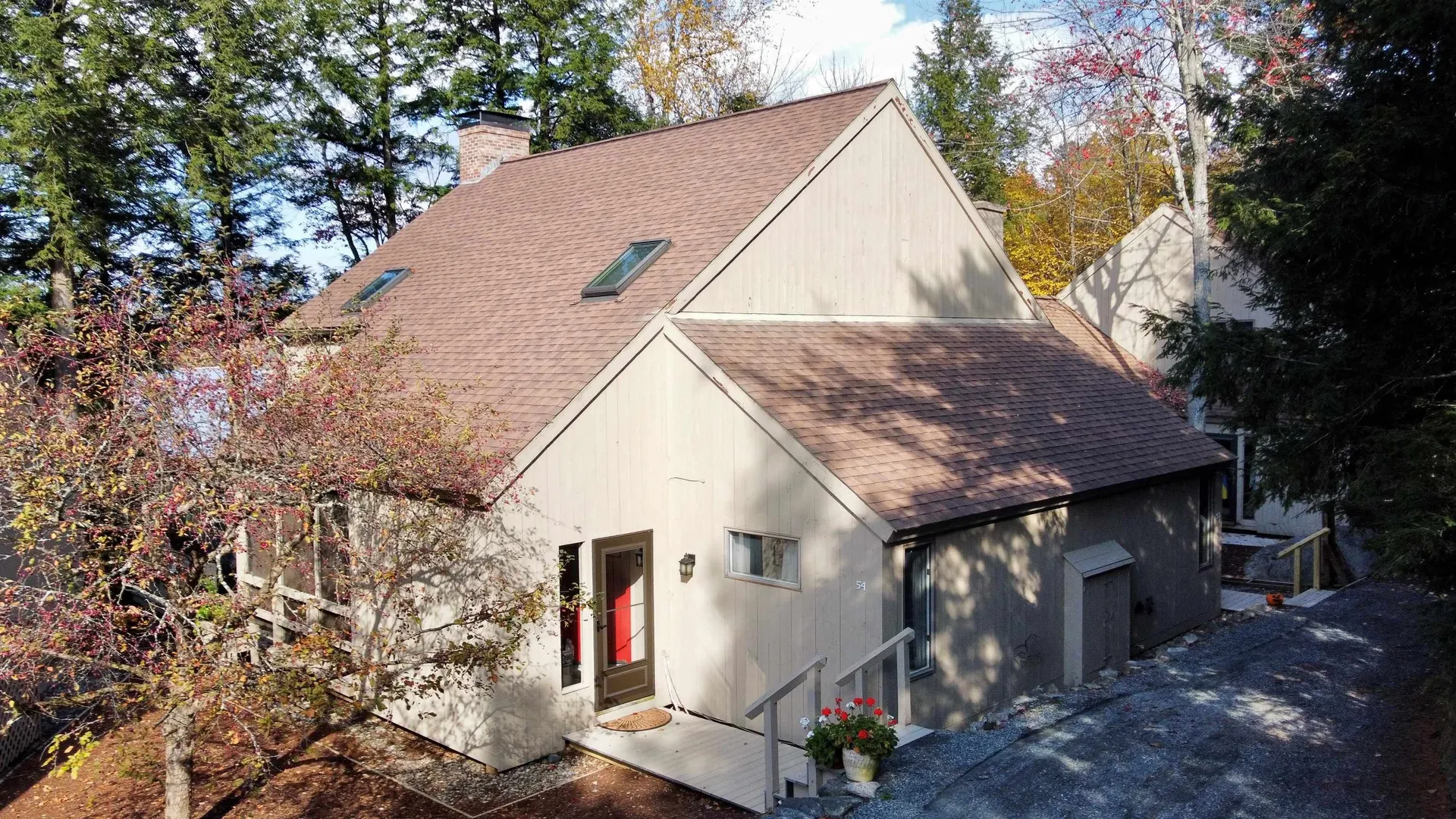 54 Black Duck Spur Grantham NH 03753