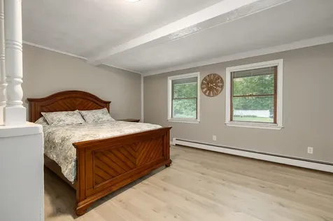 3 Evergreen Way East Kingston NH 03827