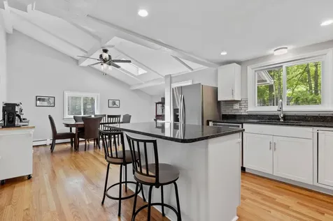 10 Hall Street Bedford NH 03110