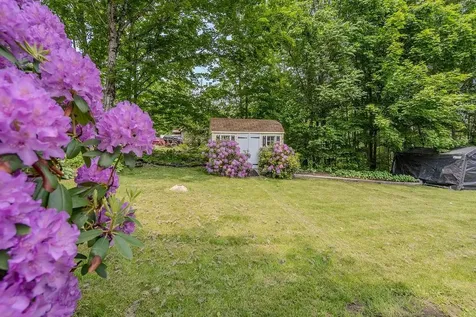 129 Lucas Pond Road Northwood NH 03261