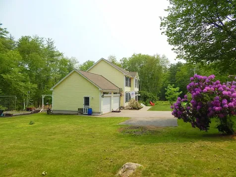 129 Lucas Pond Road Northwood NH 03261