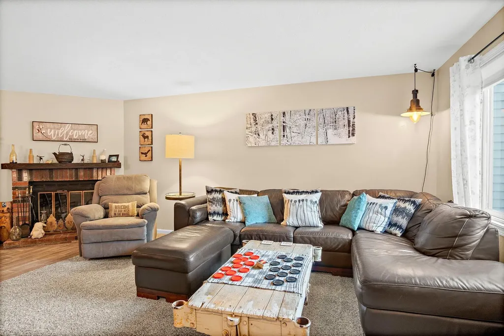 14 Monroe Drive Woodstock NH 03262