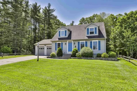 16 Tamarack Court Manchester NH 03103