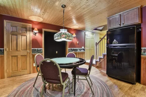 16 Tamarack Court Manchester NH 03103