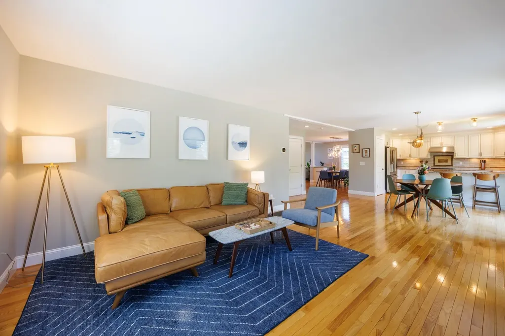 25 Schooner Drive Dover NH 03820