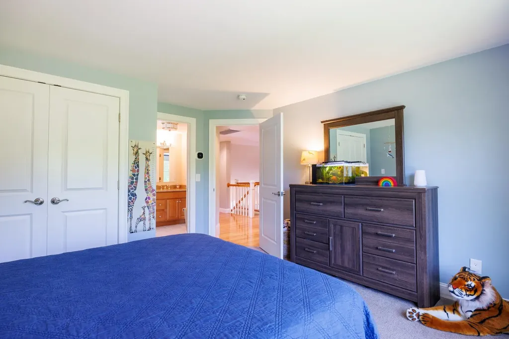 25 Schooner Drive Dover NH 03820