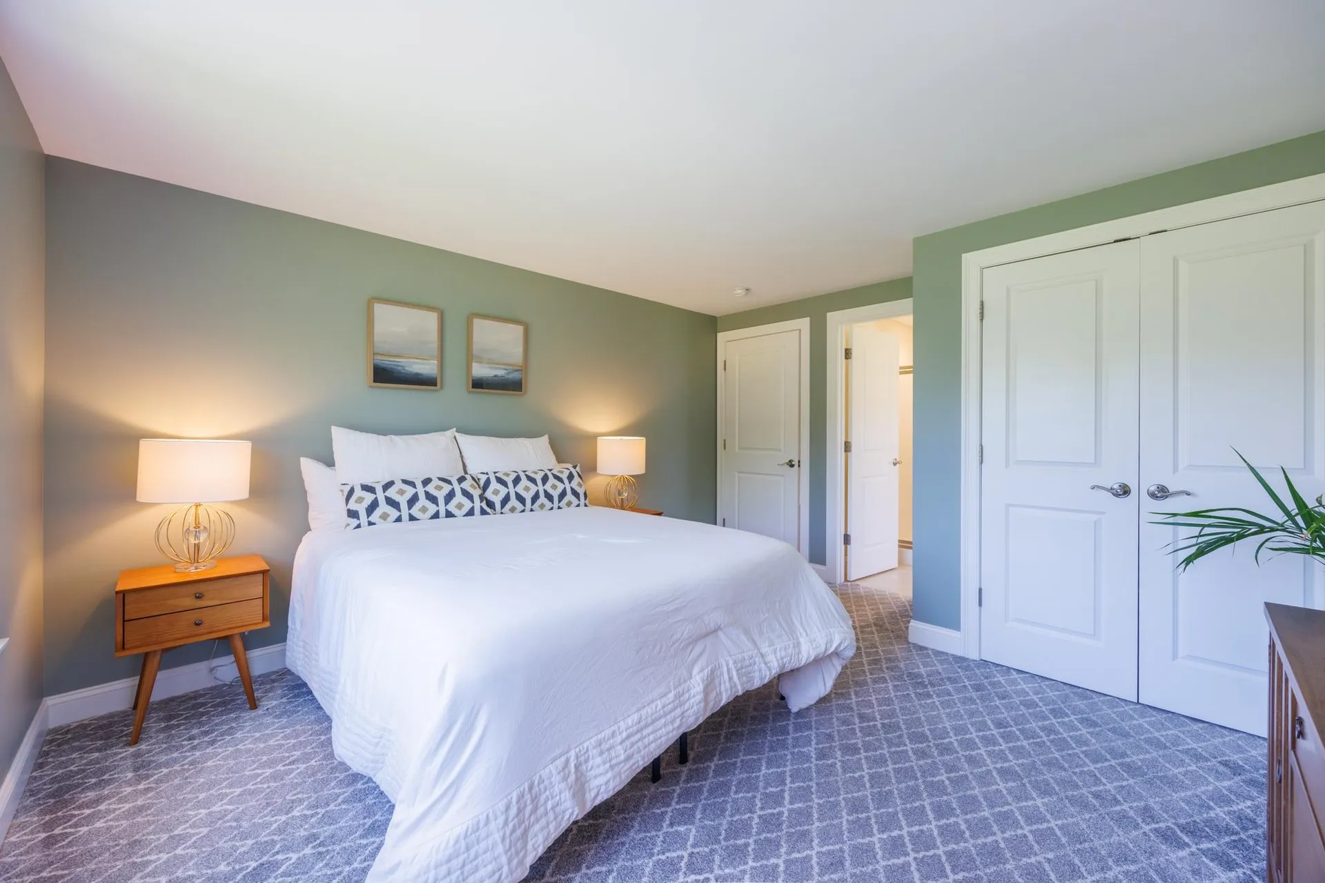 25 Schooner Drive Dover NH 03820