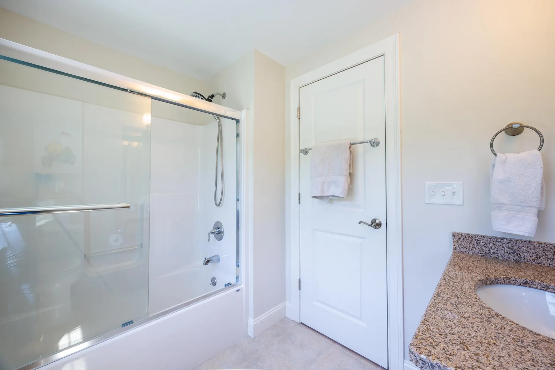 25 Schooner Drive Dover NH 03820