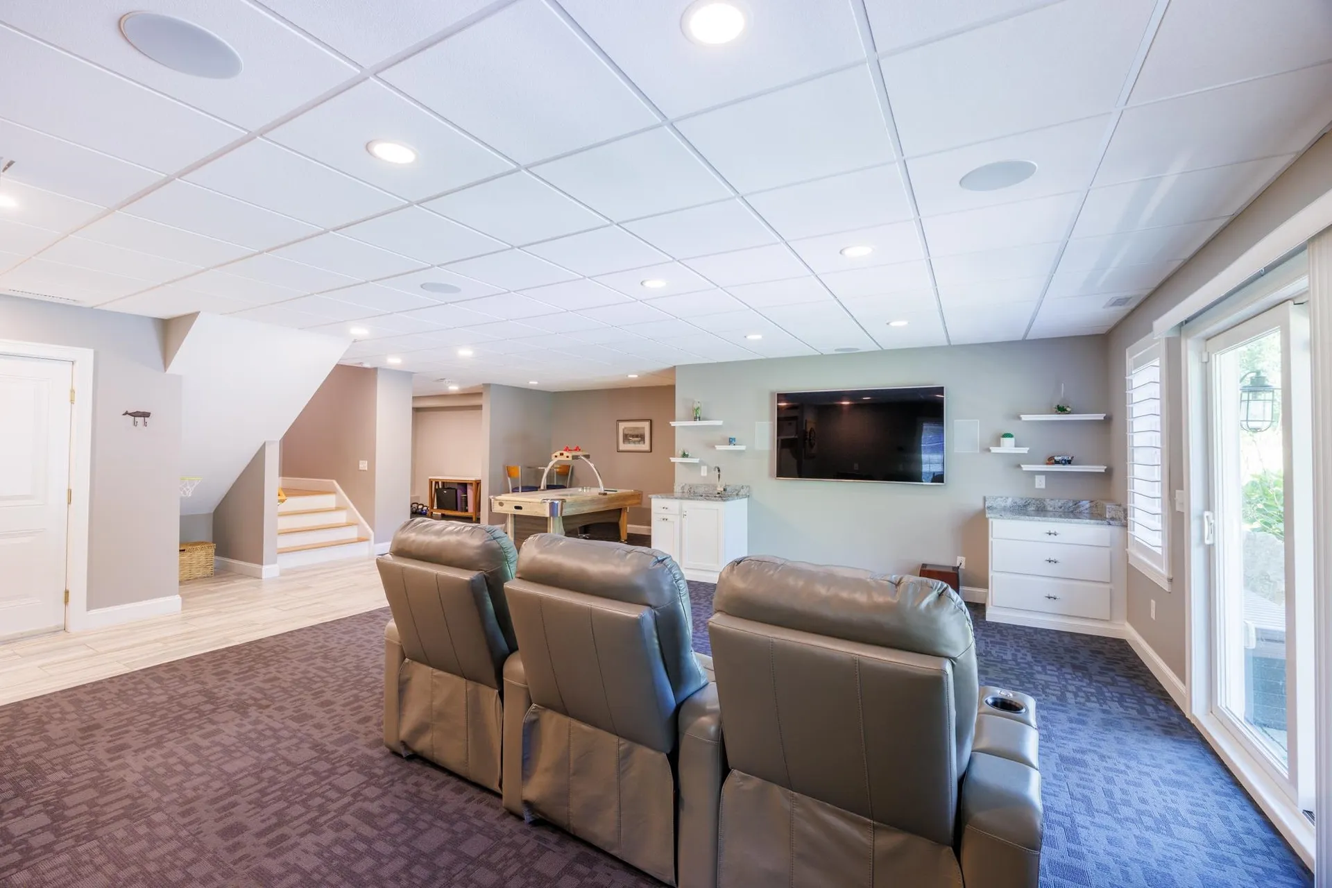 25 Schooner Drive Dover NH 03820