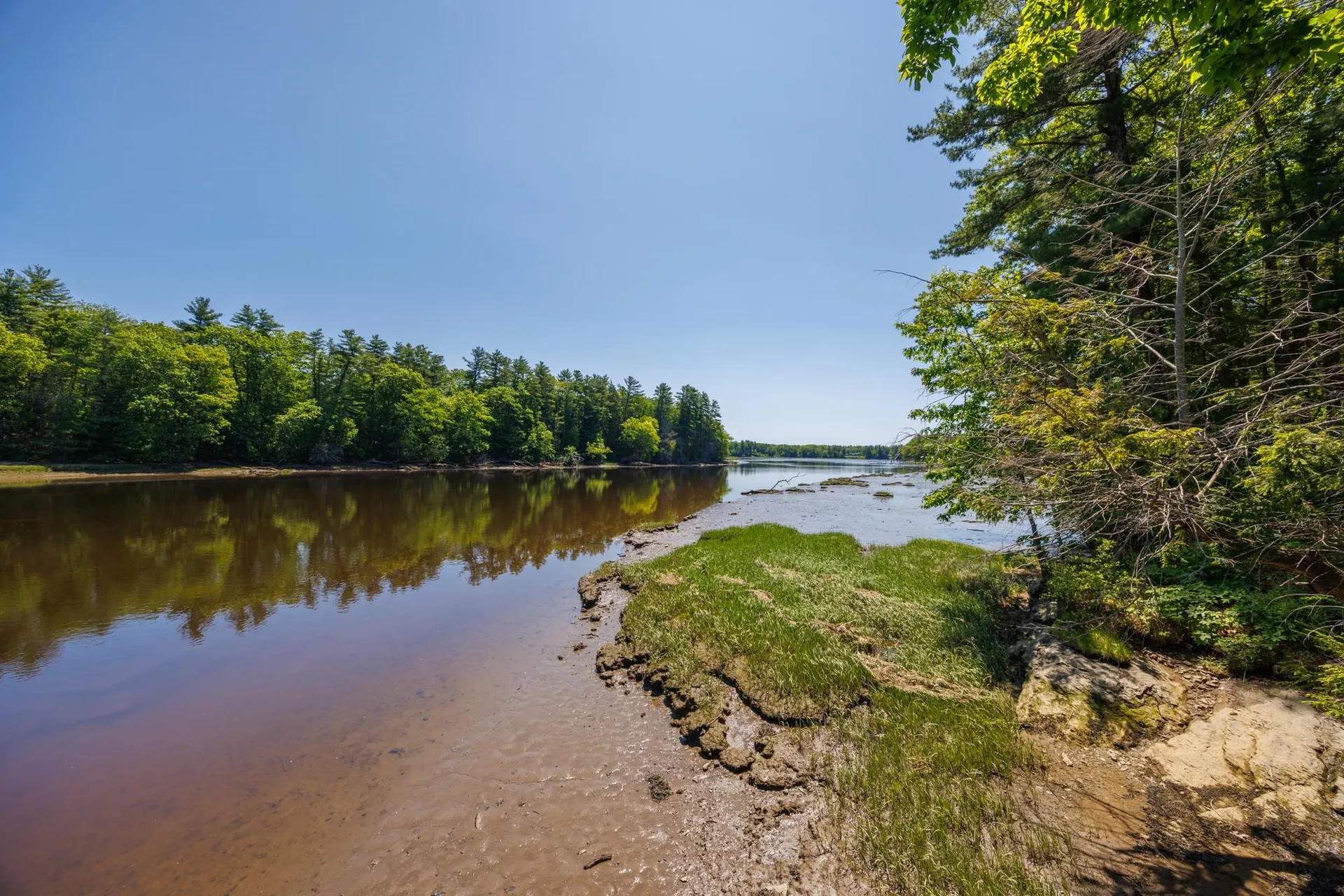 25 Schooner Drive Dover NH 03820