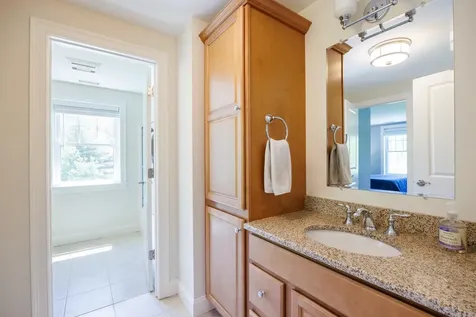 25 Schooner Drive Dover NH 03820