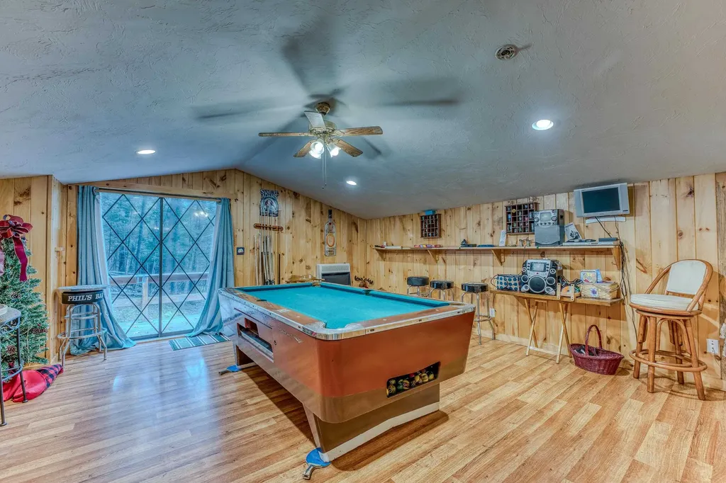 48 Wetherbee Road Lyman NH 03585