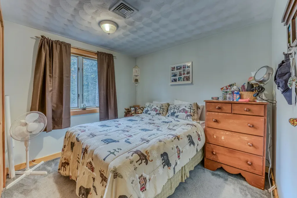 48 Wetherbee Road Lyman NH 03585