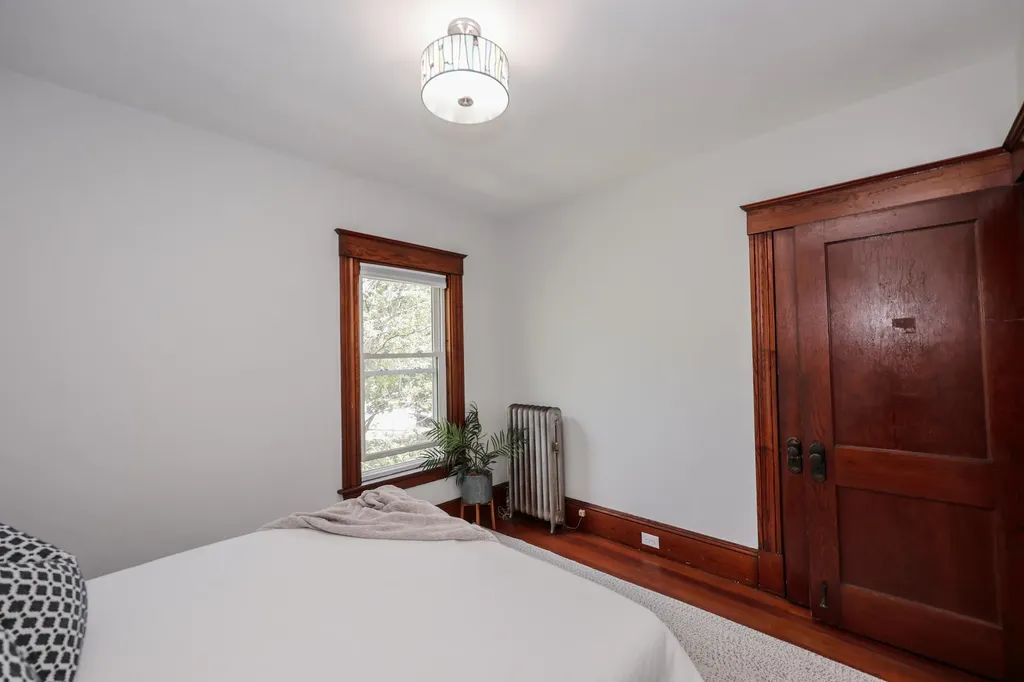 998 Merrill Street Manchester NH 03103