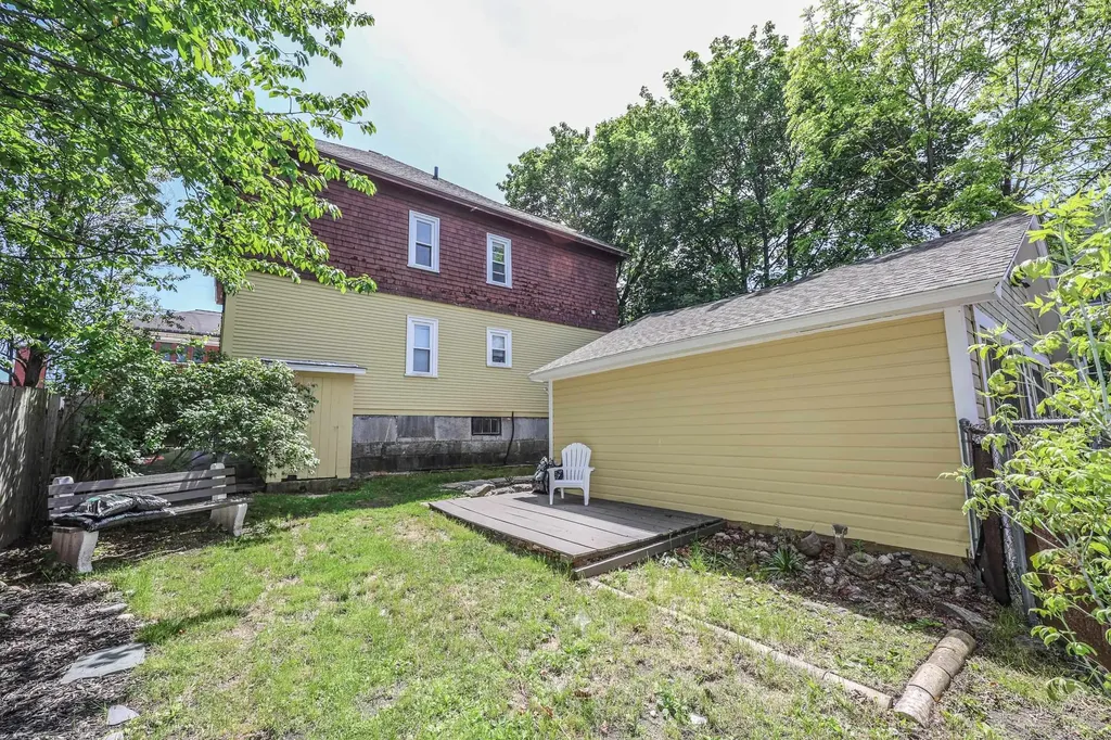998 Merrill Street Manchester NH 03103