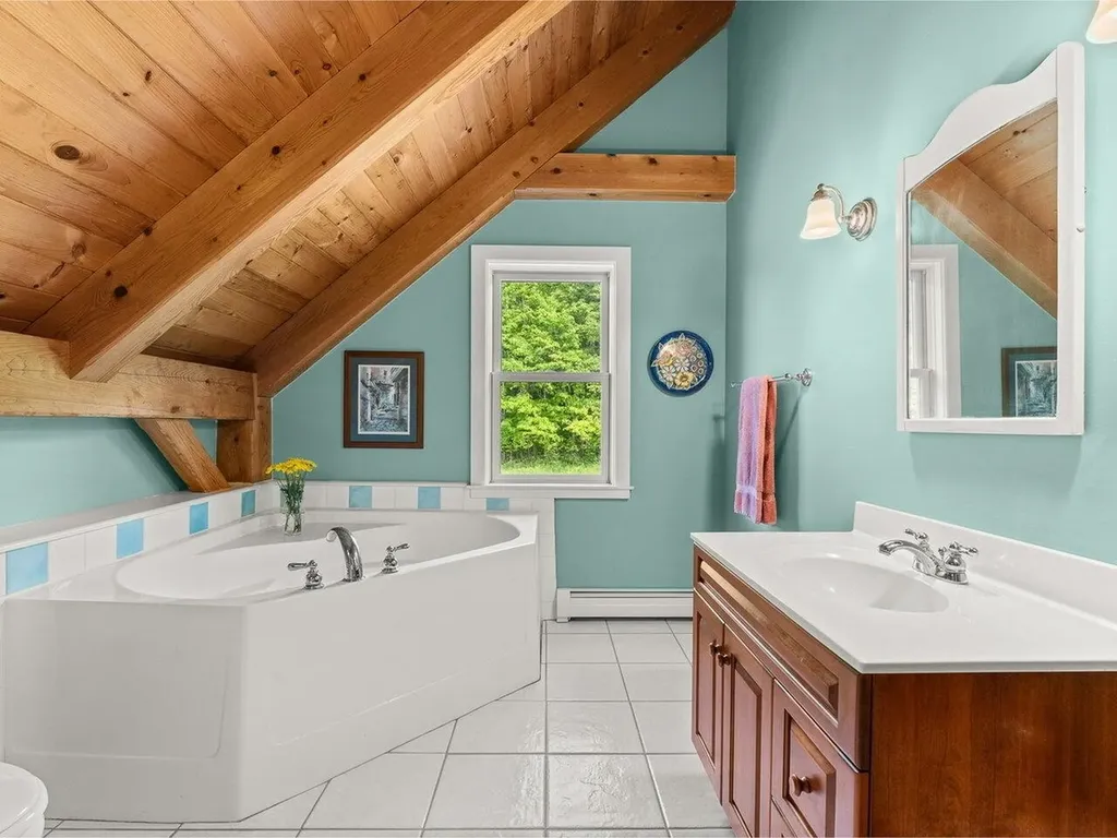 320 Woods Hollow Road Westford VT 05494