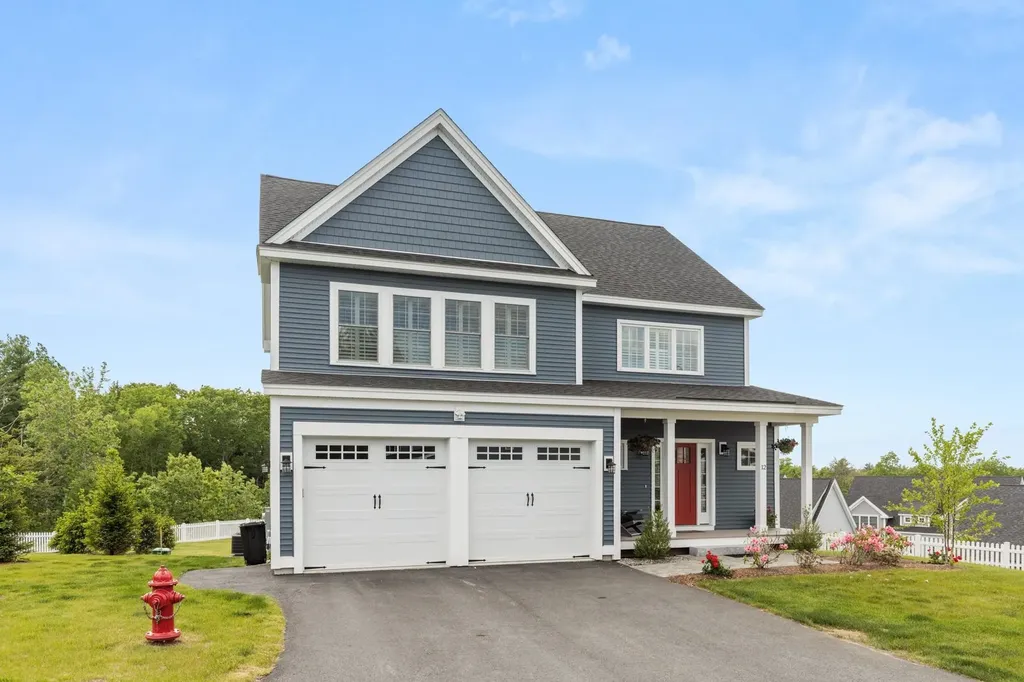 12 Summit Circle Newmarket NH 03857