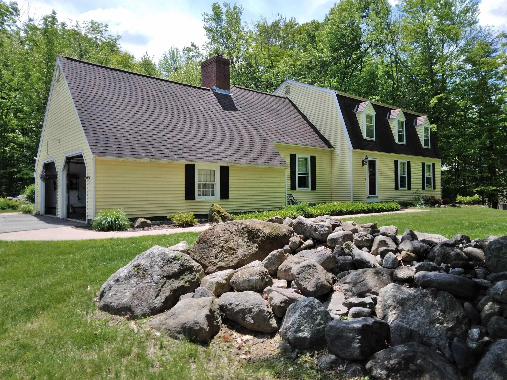 40 Lindahl Road Bedford NH 03110