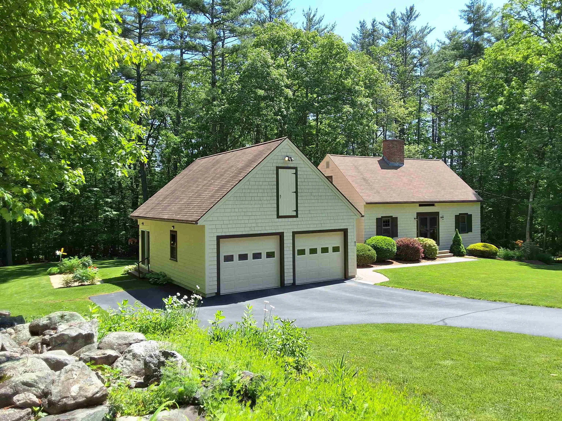 19 Dean Avenue Bow NH 03304