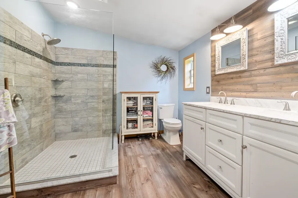 50 Thompson Road Topsham VT 05040