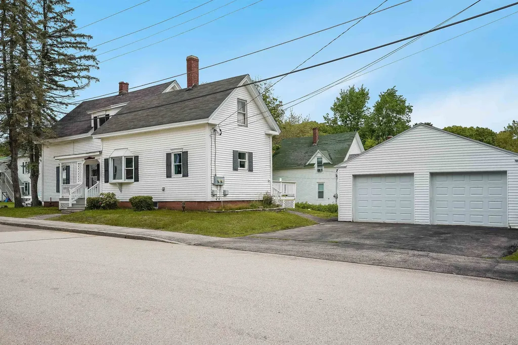 25 Prospect Street Pembroke NH 03275