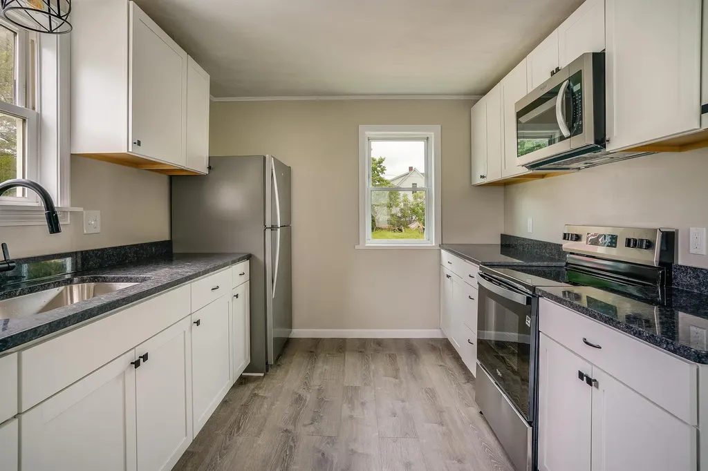 25 Prospect Street Pembroke NH 03275