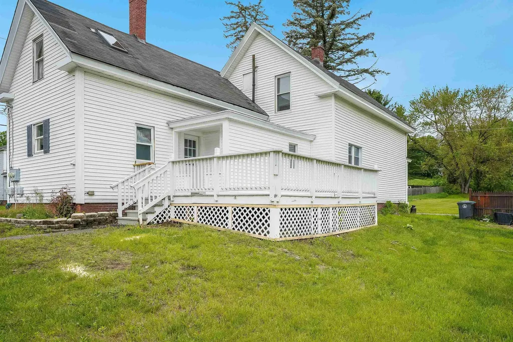 25 Prospect Street Pembroke NH 03275